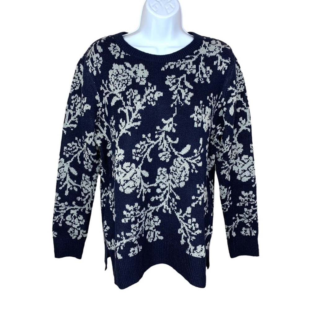 Nwot Dark Blue Silver Shimmer Sweater Knit Long Sleeve Medium